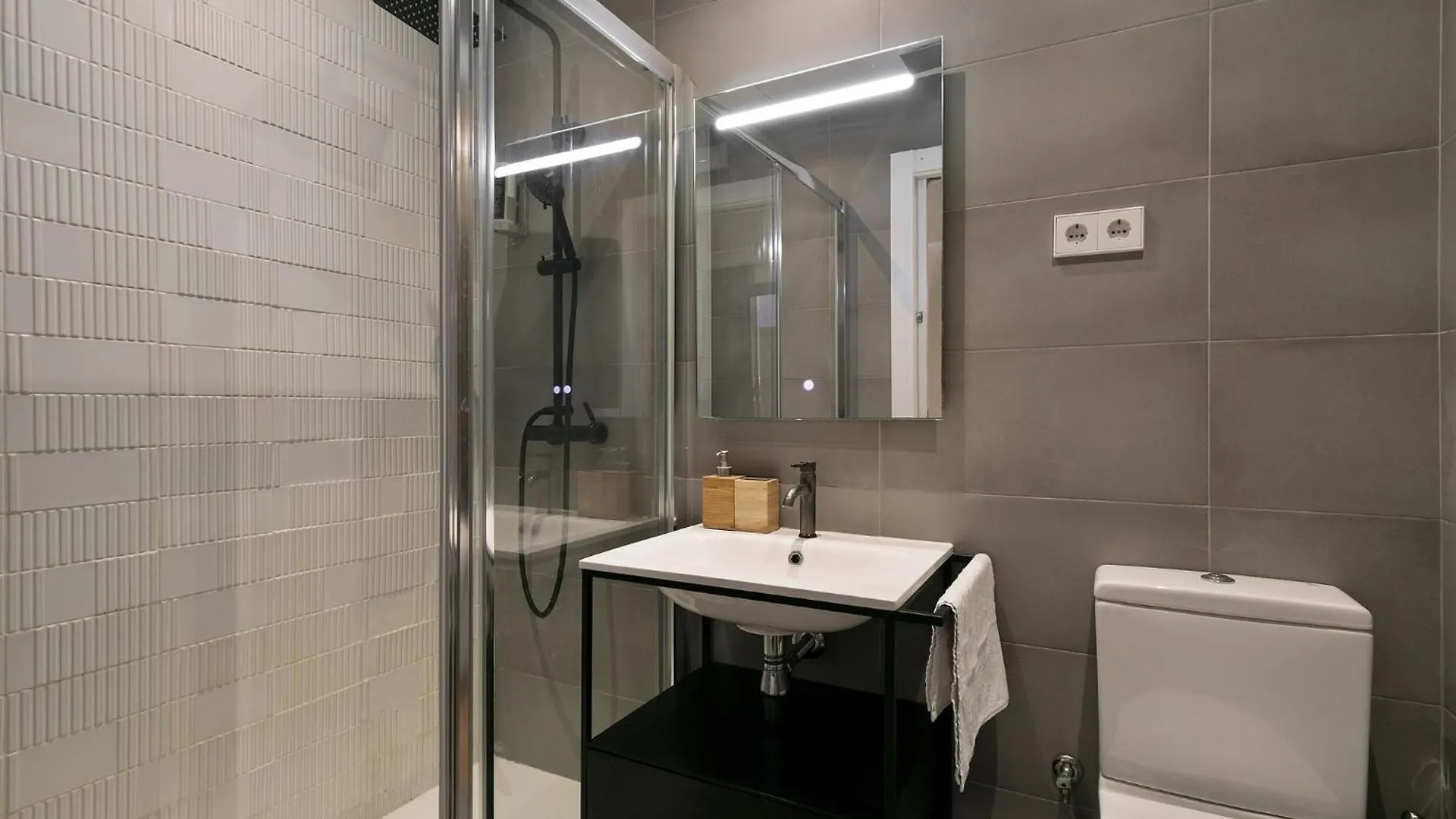 Hotel Arte Suites By Olala Homes L'Hospitalet de Llobregat
